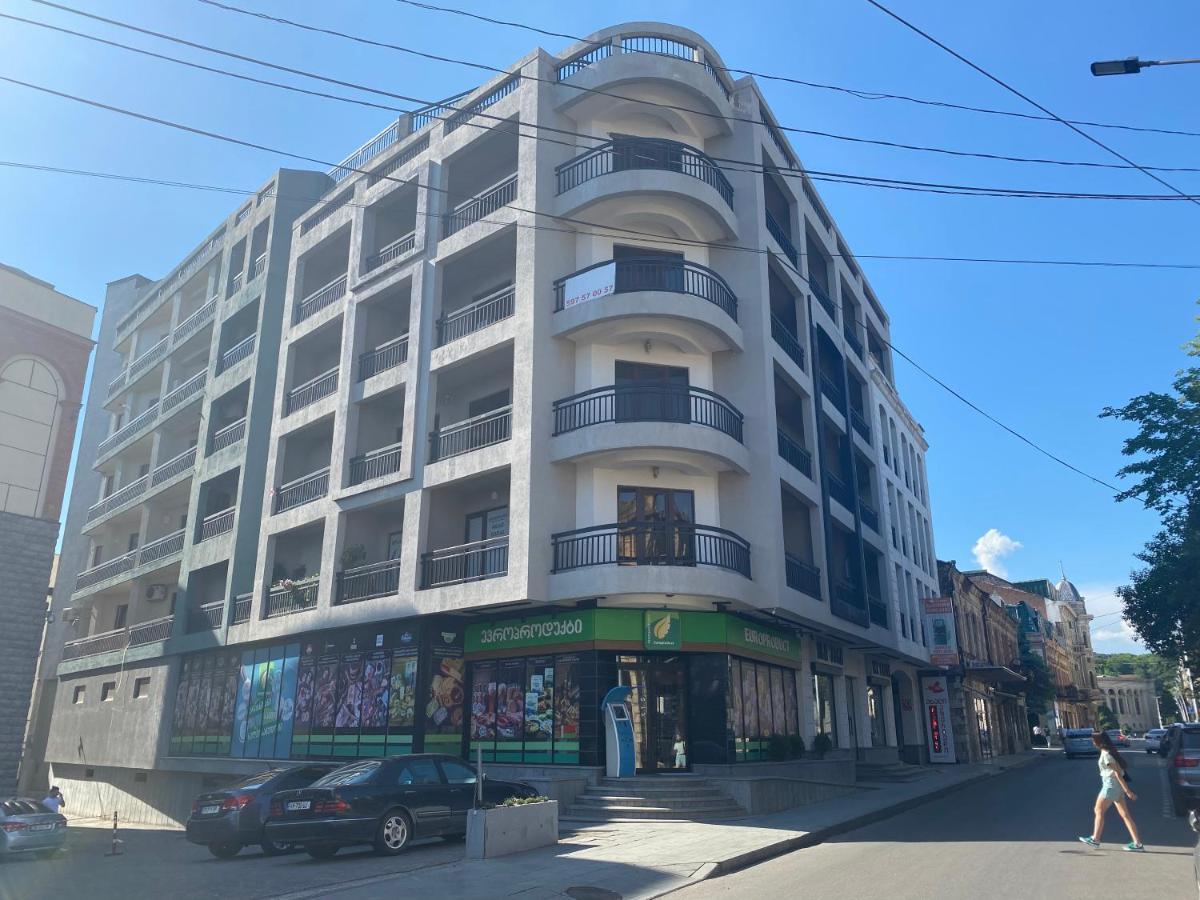 City Center Кутаїсі Екстер'єр фото